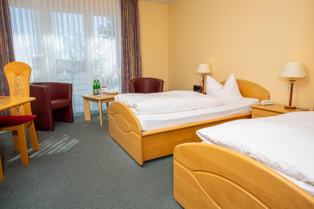 Hotel Heikenberg 巴特劳特堡 外观 照片