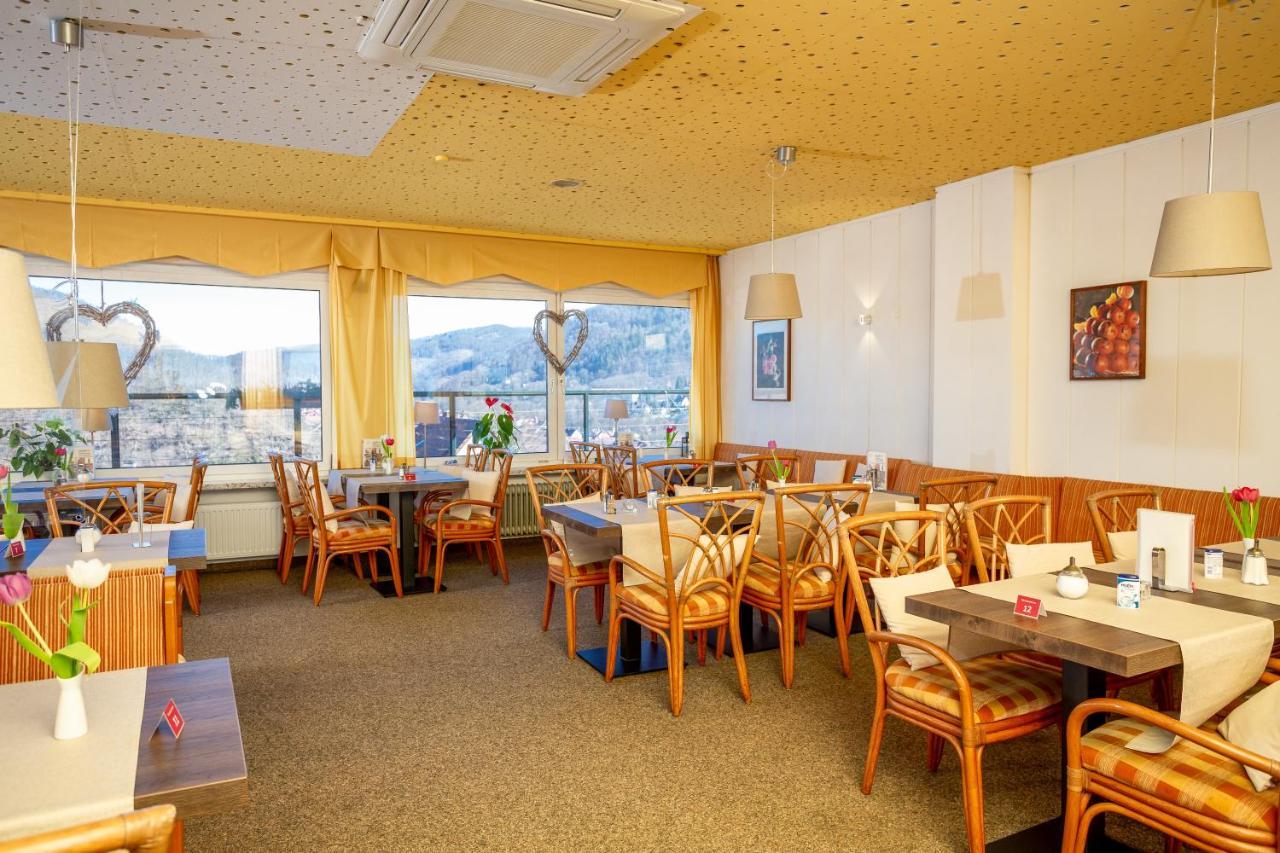 Hotel Heikenberg 巴特劳特堡 外观 照片