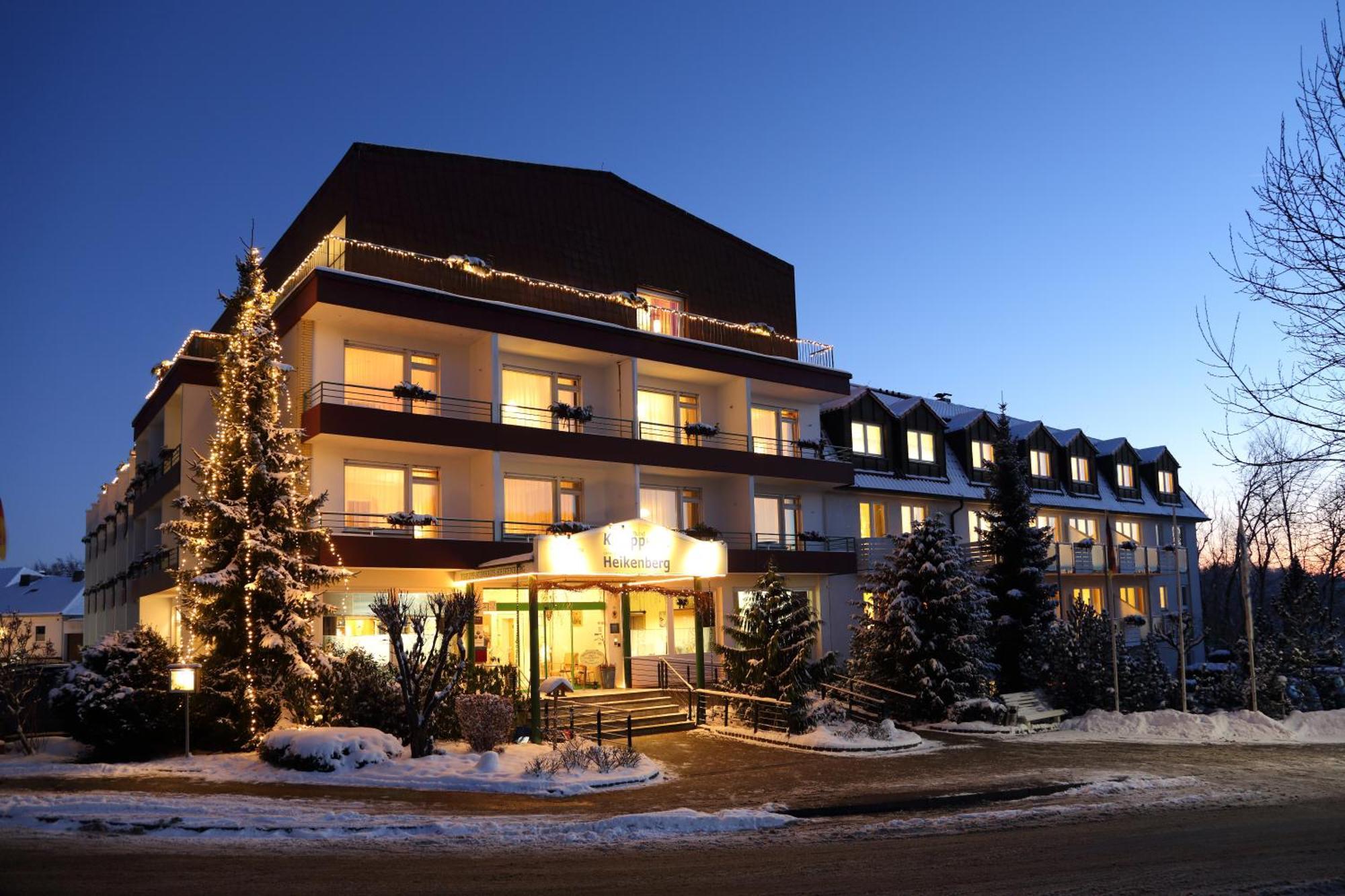 Hotel Heikenberg 巴特劳特堡 外观 照片
