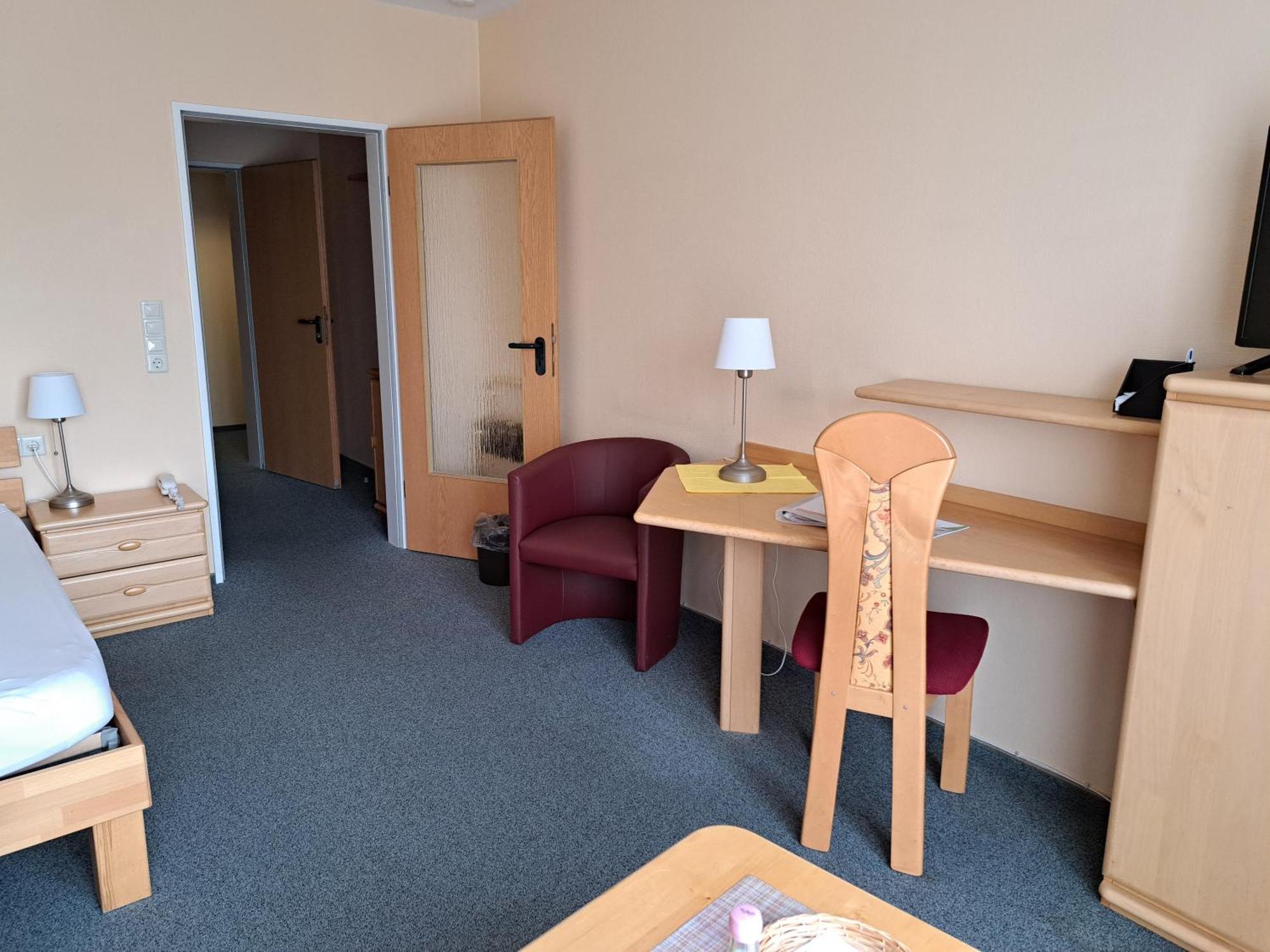 Hotel Heikenberg 巴特劳特堡 外观 照片