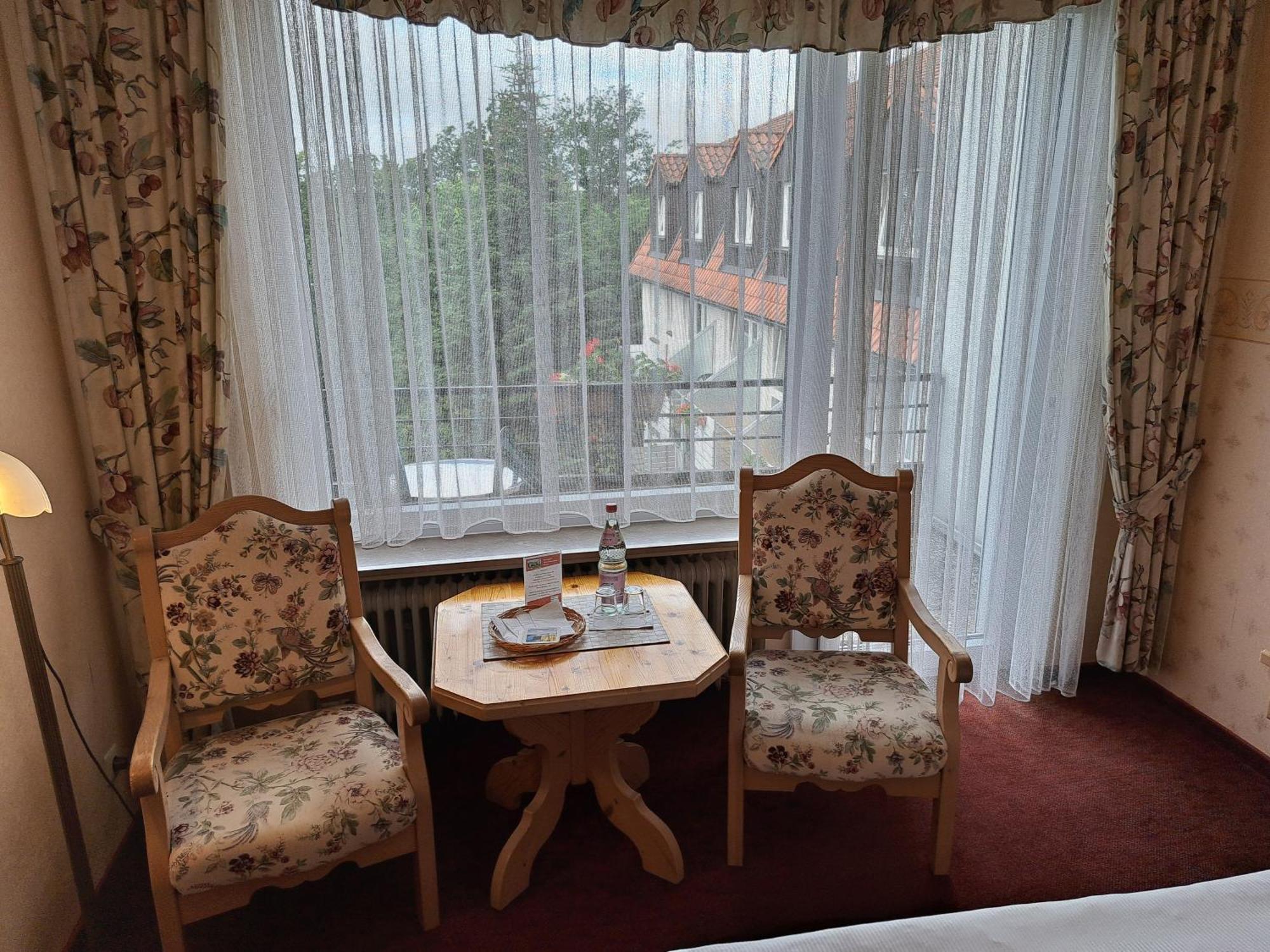 Hotel Heikenberg 巴特劳特堡 外观 照片